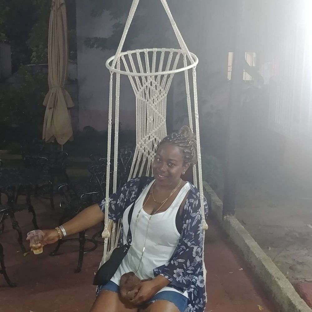 Meet your Posher, Angie